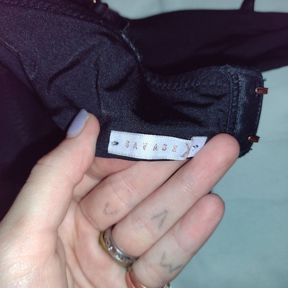 savage x fenty bra (Rihanna lingerie line) - Picture 5 of 6